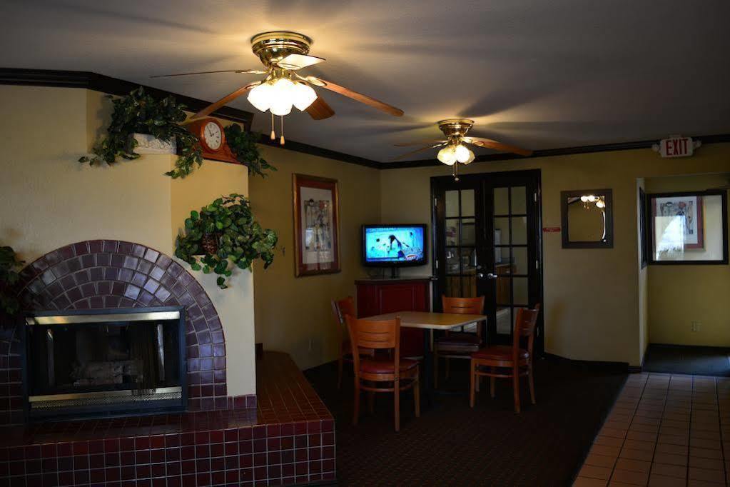 Americas Best Value Inn Yukon Ngoại thất bức ảnh