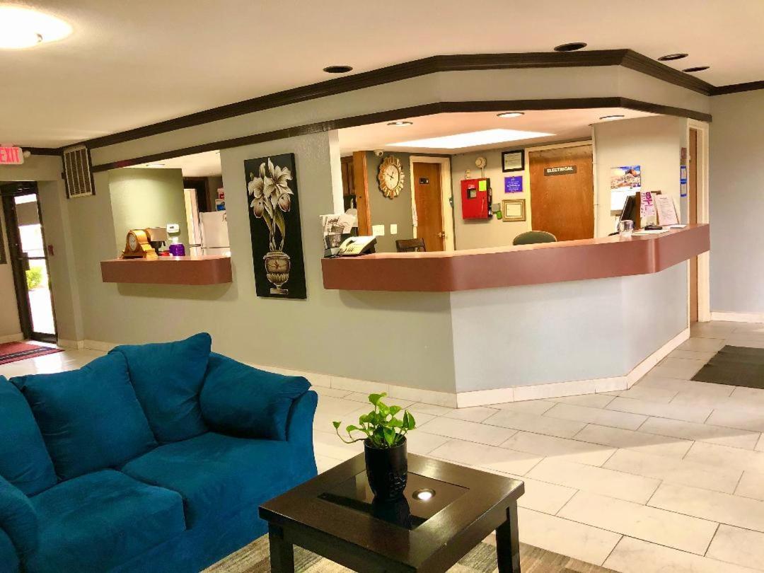 Americas Best Value Inn Yukon Ngoại thất bức ảnh